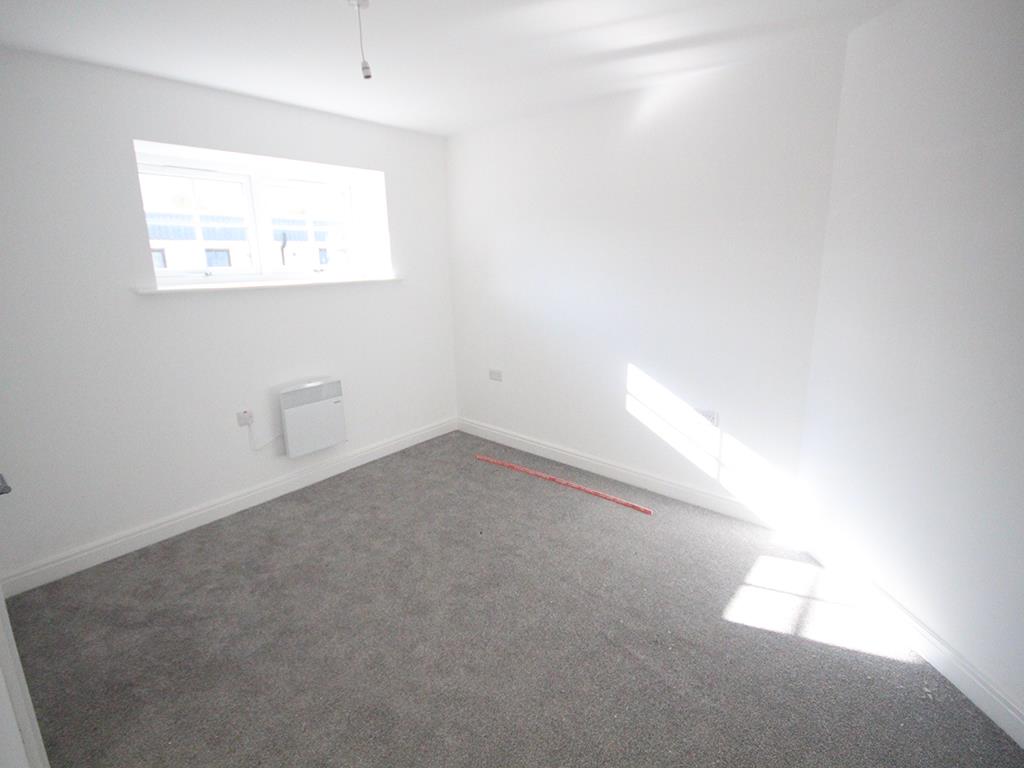2 bedroom apartment To Let in Earby - IMG_5082.jpg